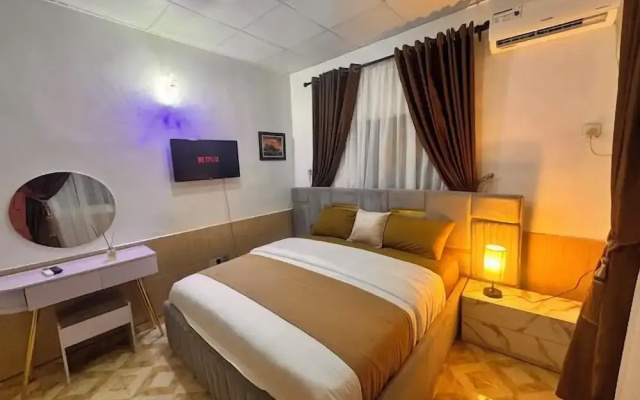 PrimeAxis Apartment