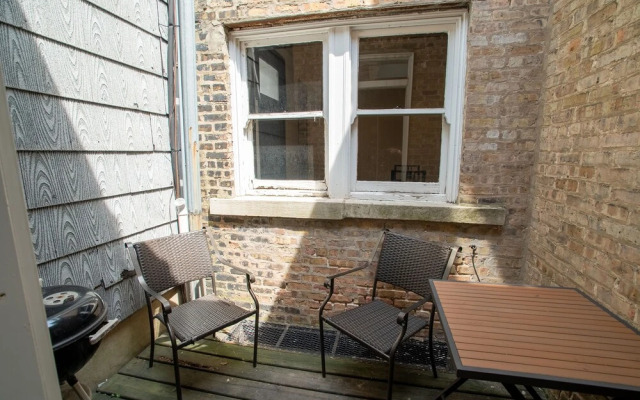 Old Town Suites Operated by Roscoe Village Guesthouse