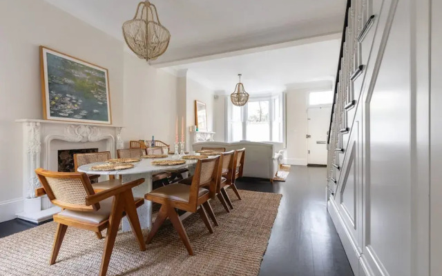 Edith Grove Viii by Onefinestay