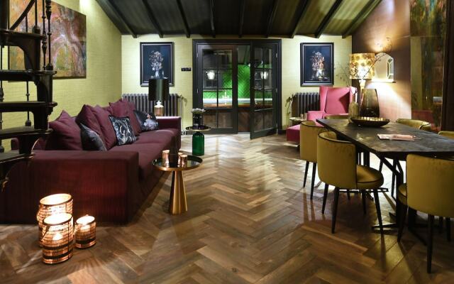 Hotel Suites Wilma J