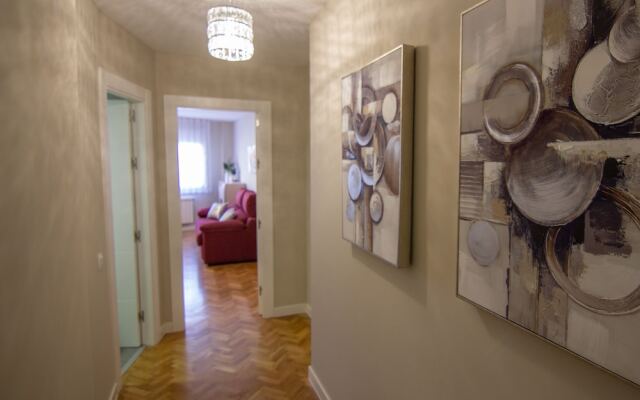 HabitaHost Cervantes