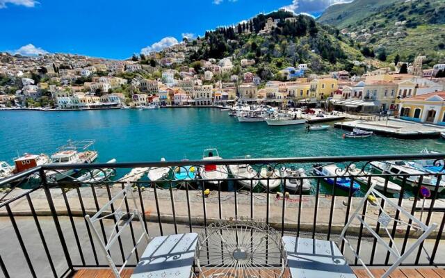 Nikolakis, Seafront - Harbor view