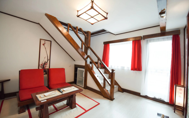 Casa Lily-Japanese Retreat