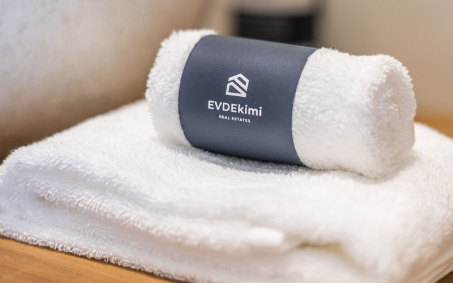 Sarang Apartments by EVDEkimi - Rice field escape with Yoga lounge, Lush garden