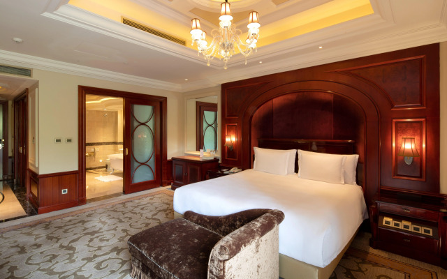 InterContinental Shanghai Ruijin by IHG