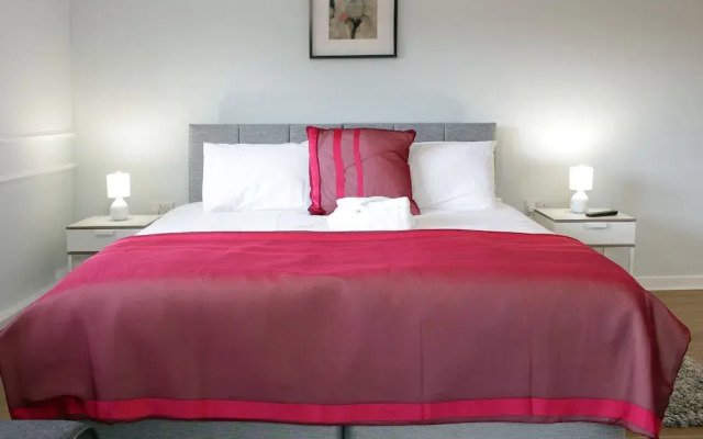Hugh Oneill Ambassador Suite