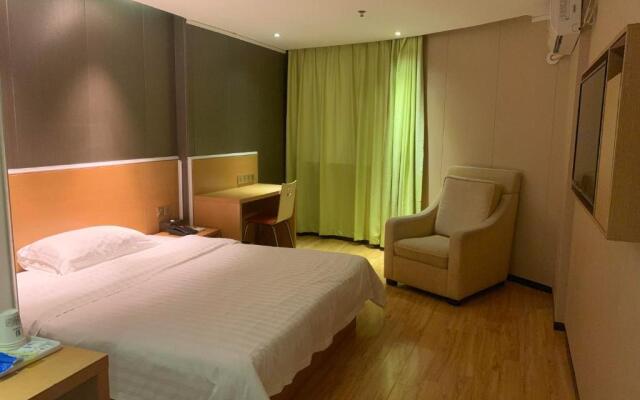 7 Days Inn Yunfu Luoding Central Branch