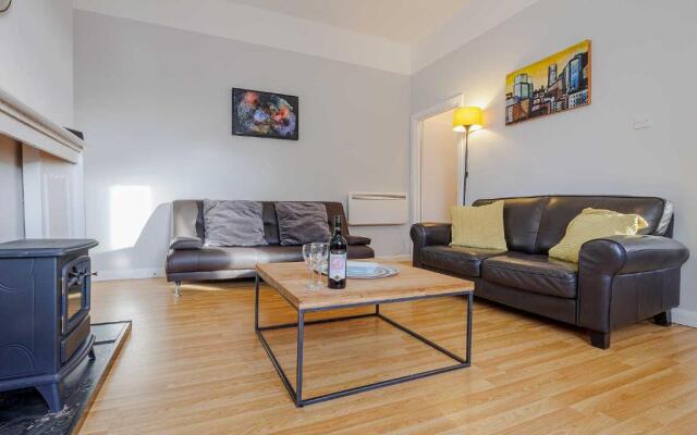 Linlithgow Apartment