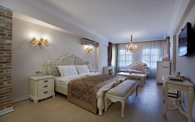 Lavin Suites Hotel