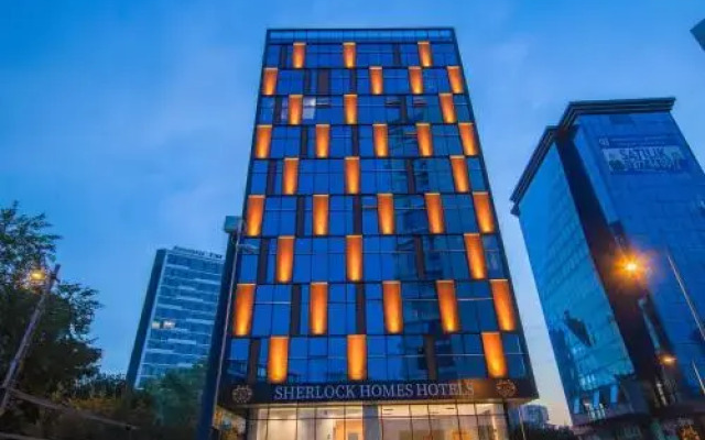 Thistle Court Hotel