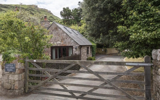 Hill End Barn - 1 Bed Barn Conversion - Llangennith