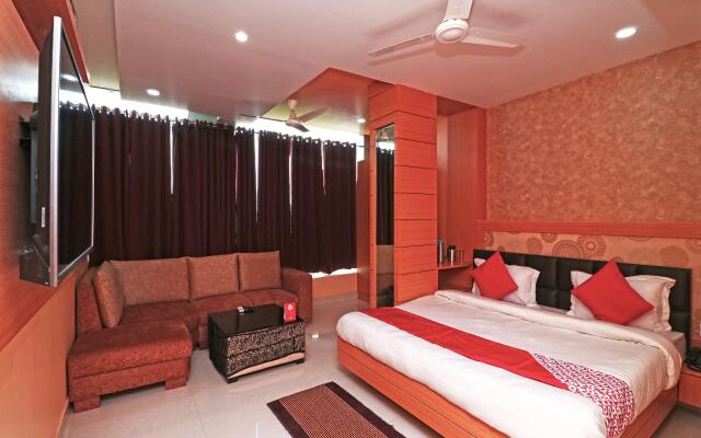 Capital O 16590 Hotel Sapphire Inn