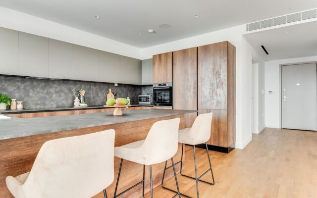 Sanders Crystal 1 - Large 4-bdr Penthouse With Shared Pool