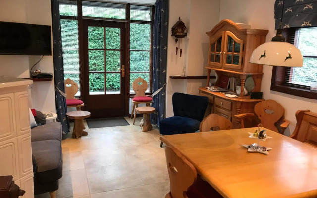 Romantisch Gastenverblijf 'Het Vogelhuisje'