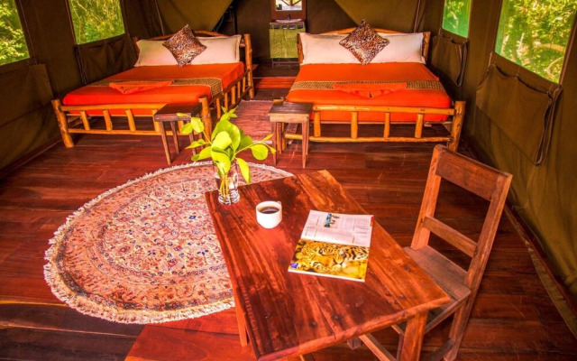 Selous Butembo Tented Lodge Lotus