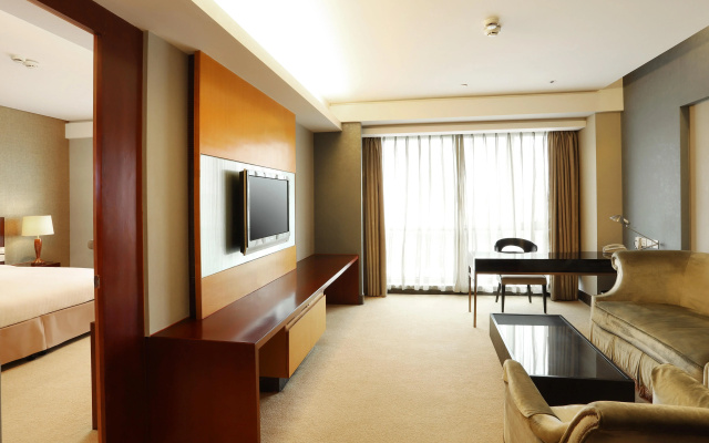 Holiday Inn Shanghai Pudong Nanpu by IHG
