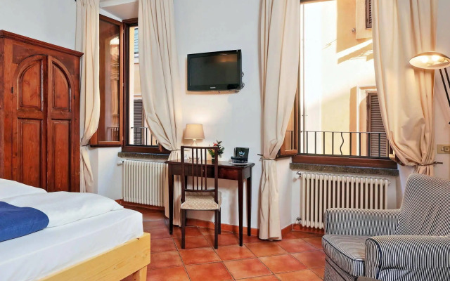 Palazzo Olivia Rooms & Apartments