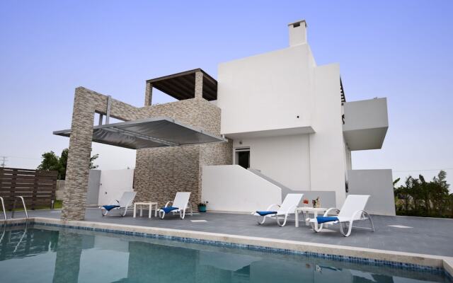 "xenos Villa 1 With Private Swimming Pool, Near The Sea"