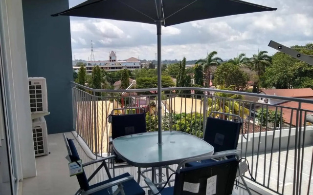 Premier Executive Apartment - The Ivy, East Legon