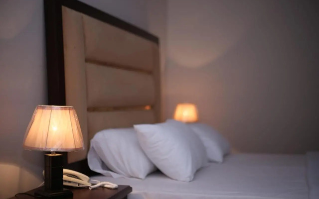 Luxury 3 Bedrooms Apartment