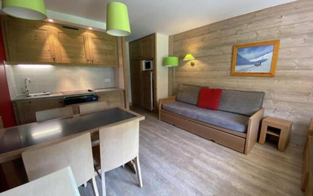 Appartement La Tania, 2 pièces, 4 personnes - FR-1-513-74