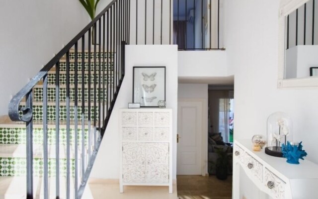 Preciosa casa con piscina comunitaria en Benalmádena