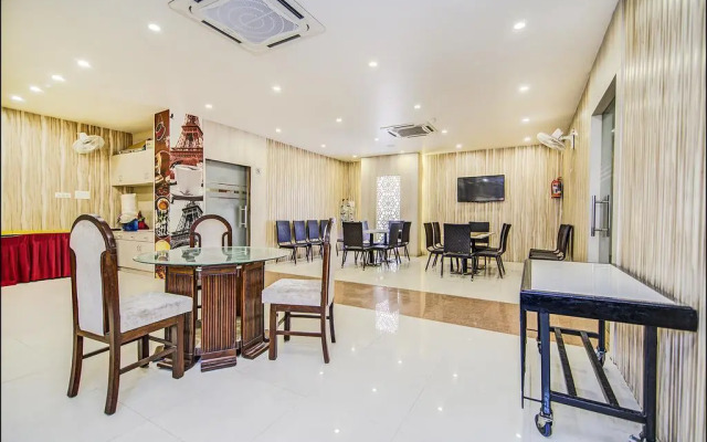 Hotel Rana International