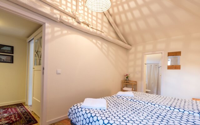 Frs001 · Vinofino 2B Duplex Private Garden · Wifi · View