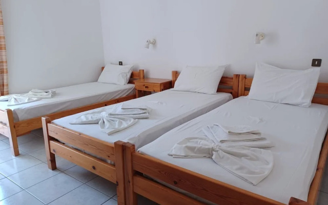 Argiro Studios And Apartments
