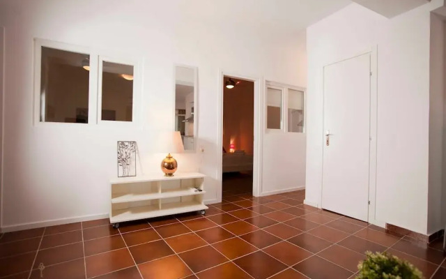 Zennova 32 Kallithea Blue Paradise