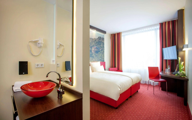 Plaza Premium Berlin Kurfürstendamm