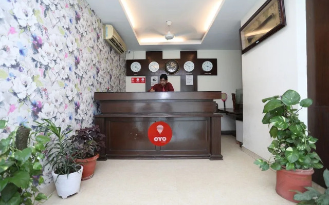 OYO 9300 Hotel Sufyan