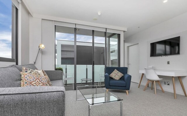 QV Design Ideally Located Apartment - 833