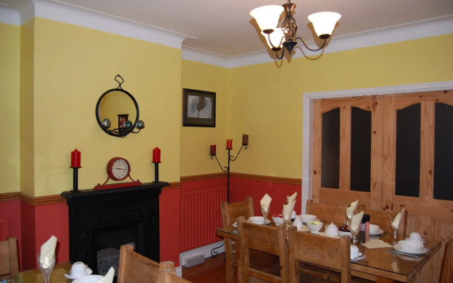 FlyOver Bed and Breakfast