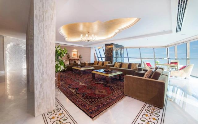 Bab Al Qasr Hotel
