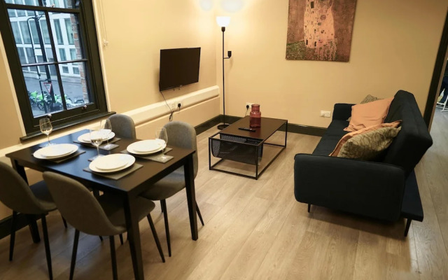 1 Bed-sleeps 4-aircon-city Centre