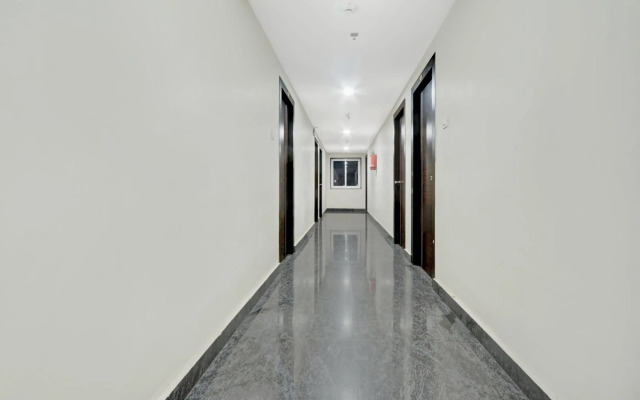 Super OYO Capital O 49955 Hotel Green Tree