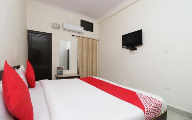 Hotel Ananya Palace by OYO Rooms
