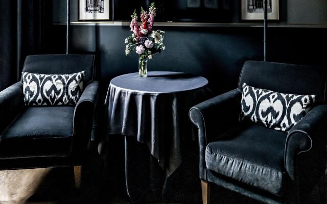 Monsieur George Hotel & Spa – Champs Elysées