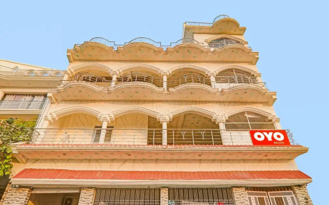 Oyo Flagship 702816 Sana Guest House