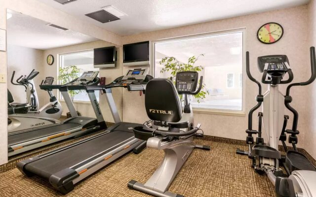 Comfort Inn Lathrop - Stockton Airport