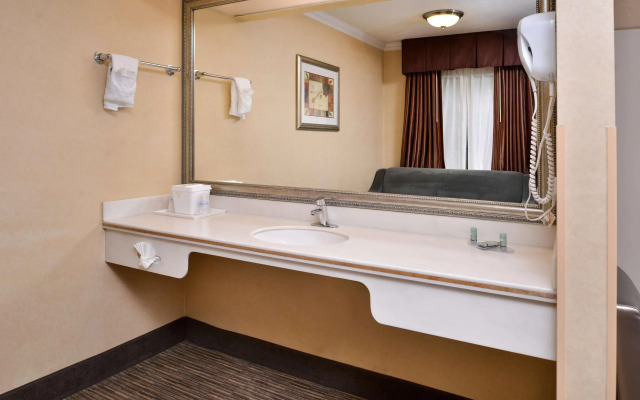 Best Western Hollywood Plaza Inn Hotel - Hollywood Walk of Fame LA