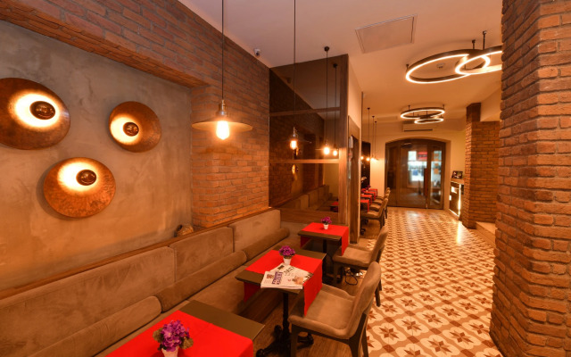 The Pera Hotel