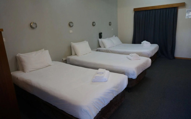 Gosford Inn Motel