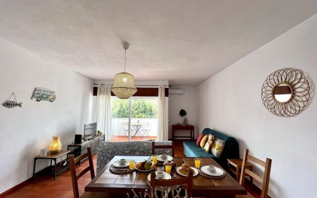 Albufeira Town Apartment by Homing
