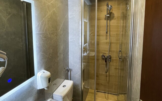 Hotel Holiday
