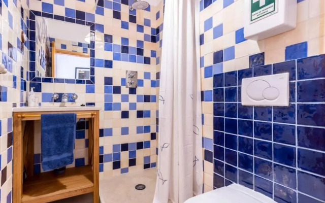 Sagres Chimneys House