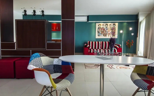 Shoshana Hotel Boutique