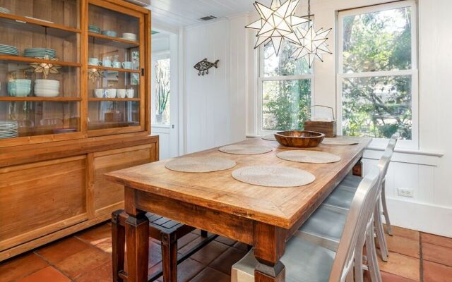 Guiding Light Cottage
