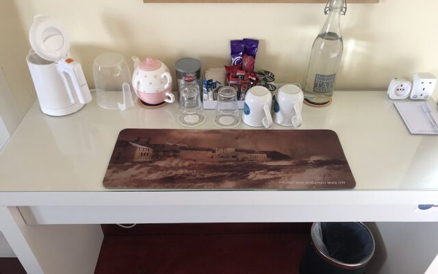 The Bowmore House Bed & Breakfast